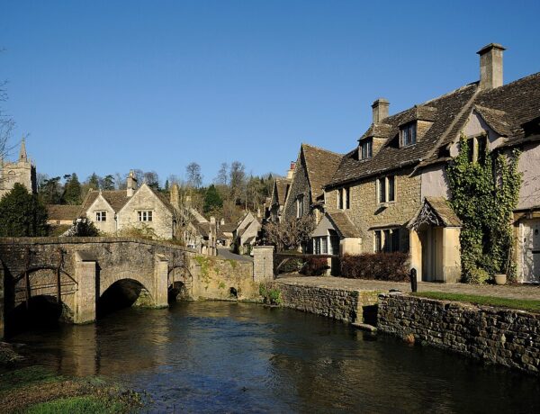 Guia brasileiro em Cotswolds | Vilarejos ingleses em Português - Foto de Saffron Blaze, CC BY-SA 3.0 no WikimediaCommons