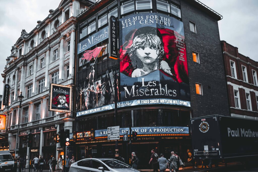 Les Misérables - O Que Fazer em Londres em Outubro: Eventos e Datas Importantes - Foto de Martino Battista (2021)