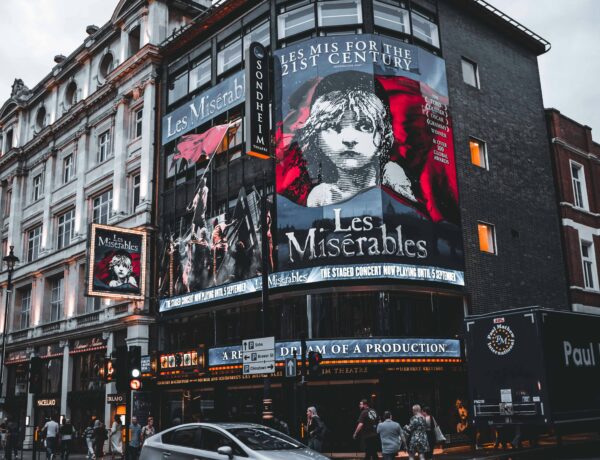 Les Misérables - O Que Fazer em Londres em Outubro: Eventos e Datas Importantes - Foto de Martino Battista (2021)