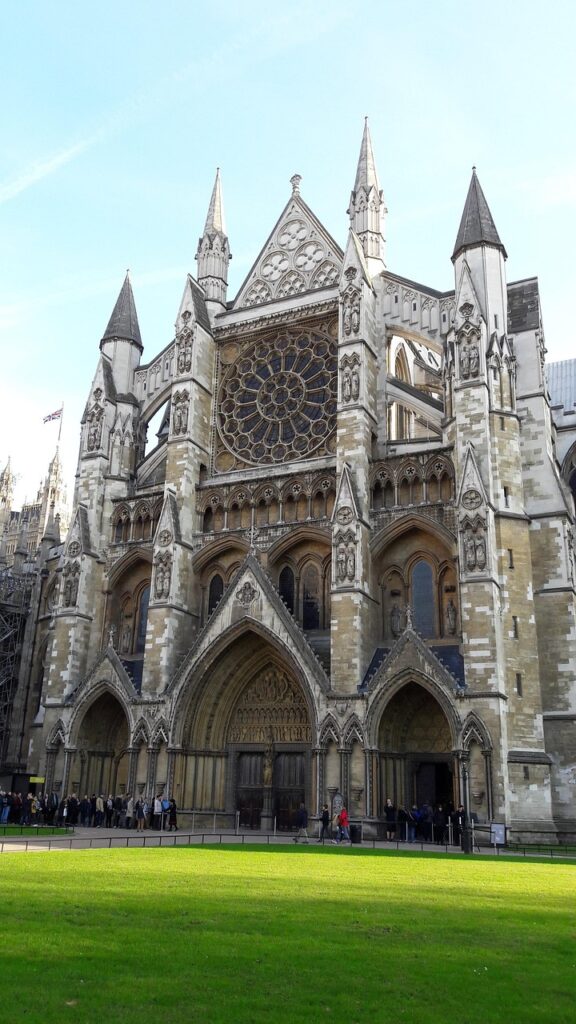 Abadia de Westminster: Visite o Palco de 16 Casamentos Reais com Guia Brasileiro em Londres - Imagem de saphyan por Pixabay